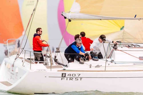 參賽船員合作無間